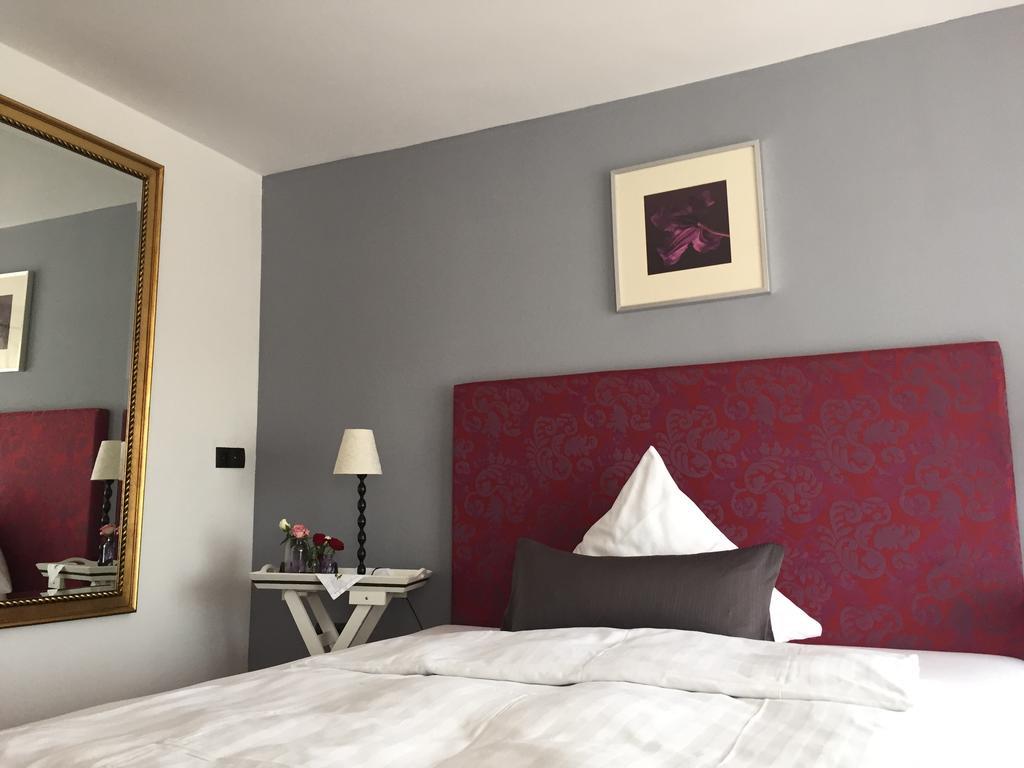 Hotel Heddernheimer Hof Frankfurt am Main Eksteriør billede